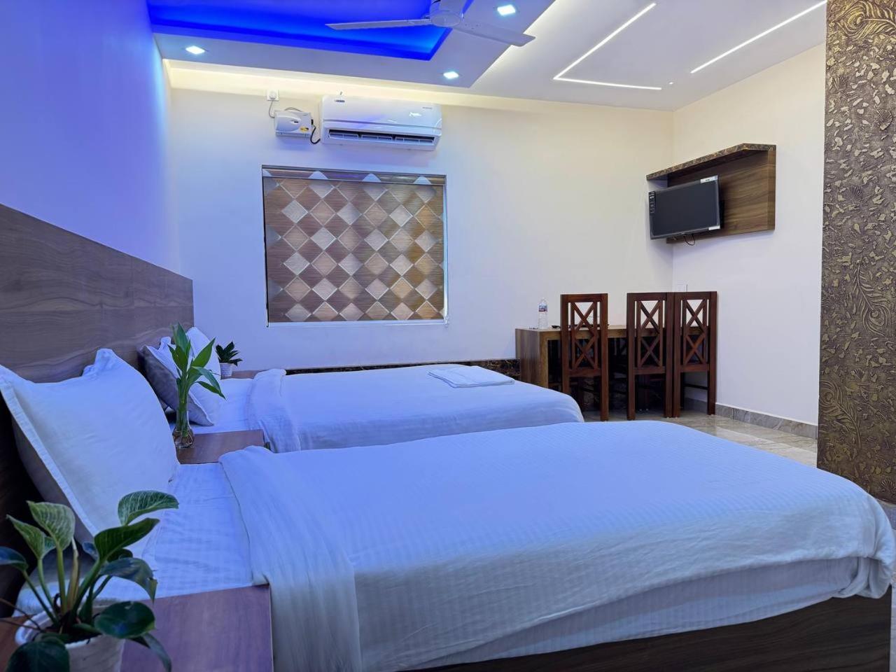 Krishnakripa Premium Residency Hotel Kochi Kültér fotó